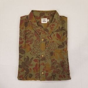 Flint And Tinder Mens Button Shirt Size XXL /2XL Shirt Leaf Print Green